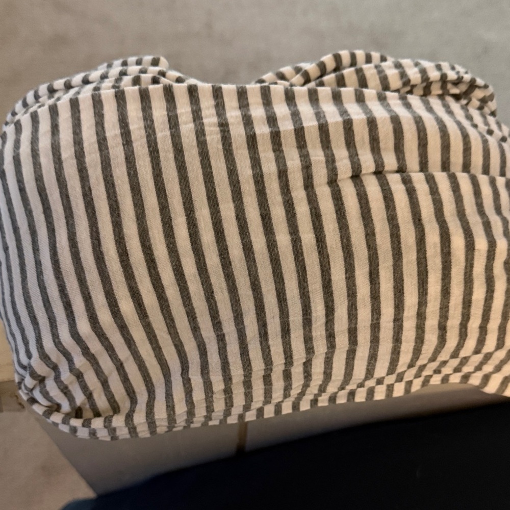 Solly Baby - Grey and White Striped